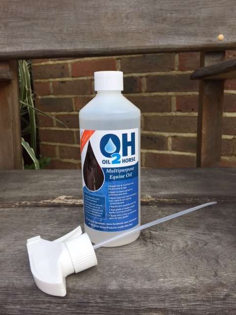 Oil 2 Horse Multipurpose Oil Bottle with Spray Nozzle